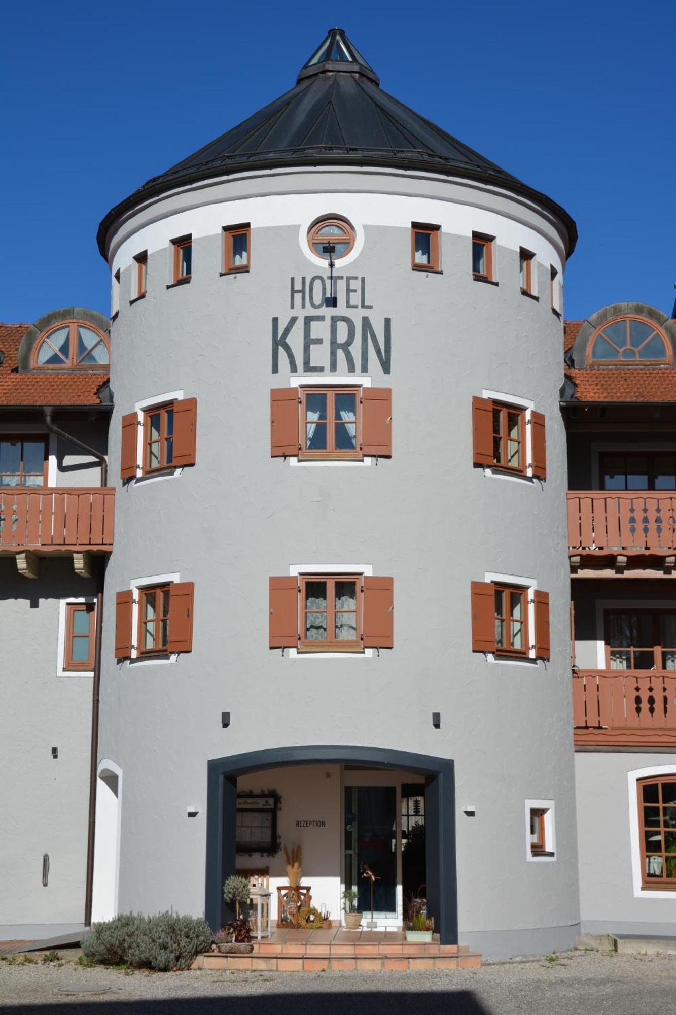 Hotel Garni Kern Halfing Eksteriør billede