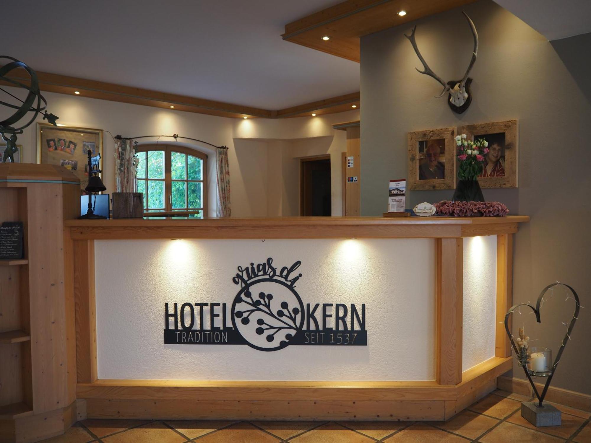 Hotel Garni Kern Halfing Eksteriør billede